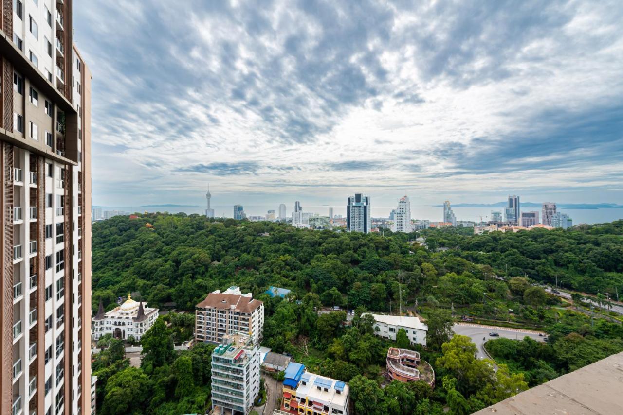 Appartamento Unixx Pattaya By Alvin Esterno foto